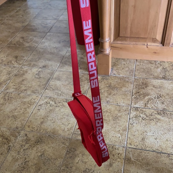 supreme bag - Picture 4 of 4